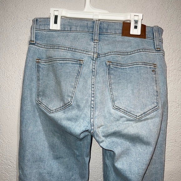 Madewell 9" High Rise Skinny Distressed Jeans - Picture 5 of 10
